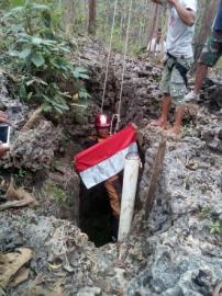 MERAH PUTIH BERKIBAR DI GOA COKRO