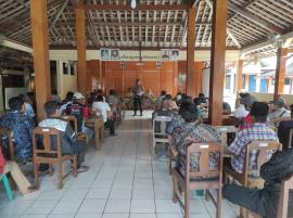 PENYALURAN INSENTIF BAGI KETUA RT DAN RW UMBULREJO